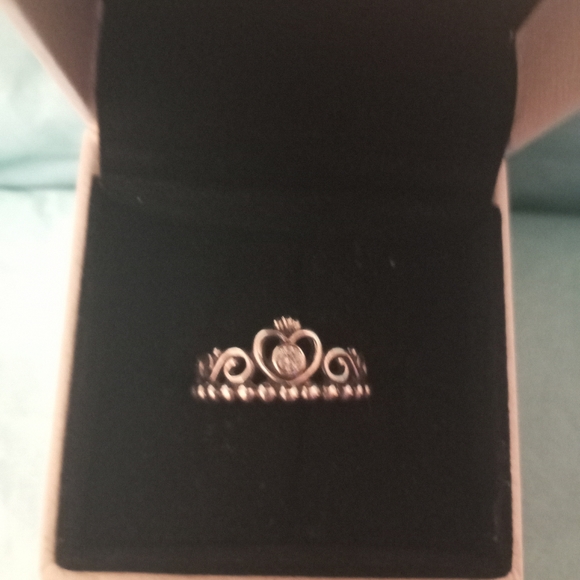 *New* Pandora Ring - Picture 3 of 3